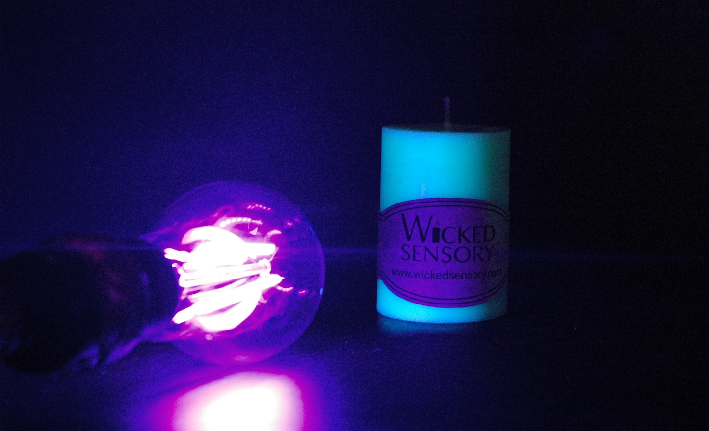 Wax Play Candle (UV)