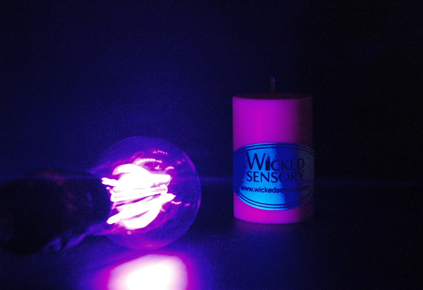 Wax Play Candle (UV)